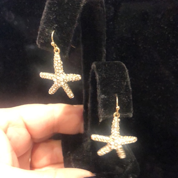 Cubic Zirconia Pavé Starfish Earrings-Boutique - Picture 4 of 4